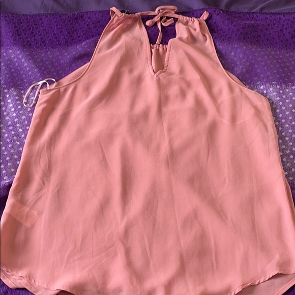 Sleeveless top - Picture 2 of 6